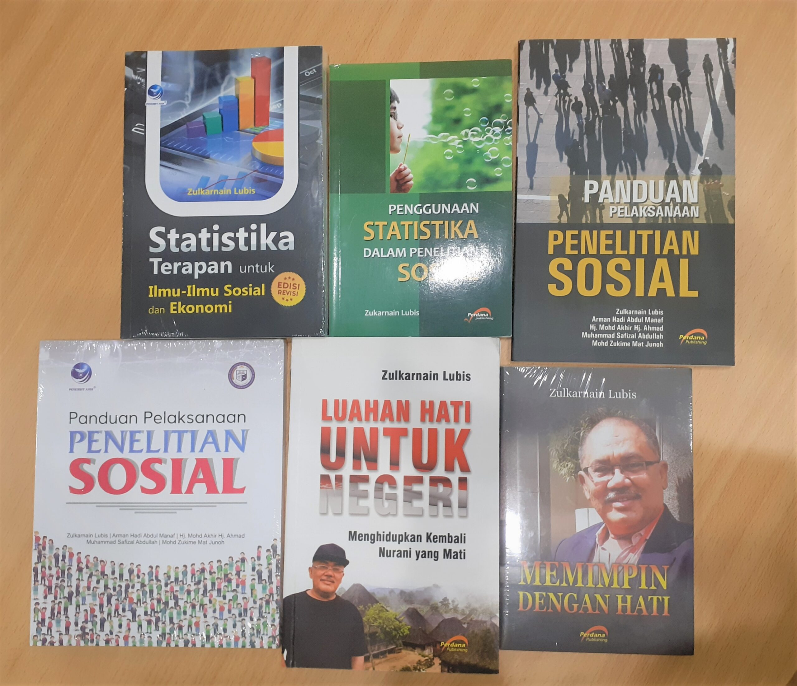 hibah buku guru besar UMA